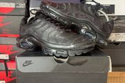 Nike Air Max Plus Triple Black Leather AJ2020-100