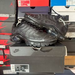 Nike Air Max Plus Triple Black Leather AJ2020-100