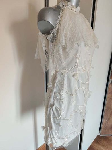 BNWT Danity Paris cream lace embroidered dress size M UK10 EU38 Postage included
