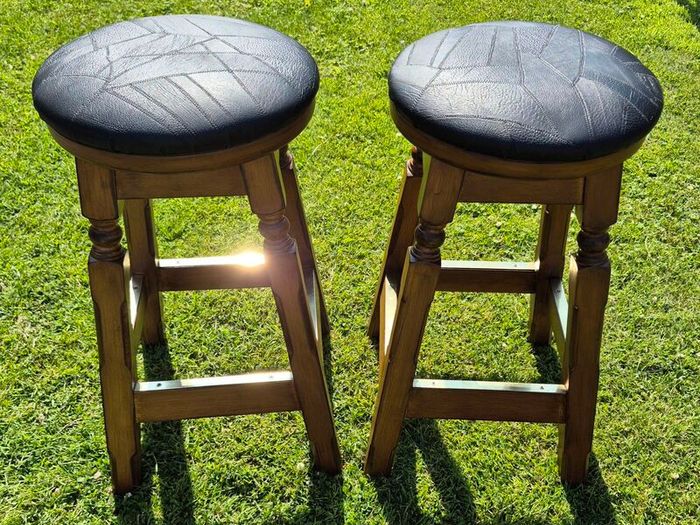 Pair of Immaculate Commercial-Grade Beechwood Bar Stools