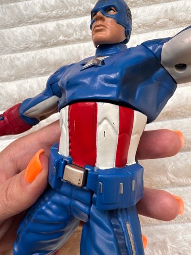 Marvel Captain America 2012 Action Figure approx. 25 cm. Twist Used Please see photos