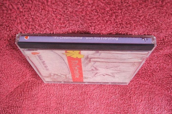 Music CD by the ROSCREA COMMUNITY COLLEGE - It's Christmastime, Wish you Everything - sung by the student's Leaving Certificate Senior Choir (2001)