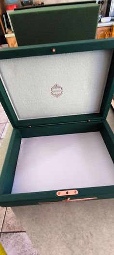 Trinklet Green Luxury Leather & Wooden Watch Box Direct Branded Watch Box Manufacturer