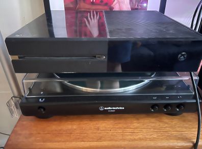 Xbox One + Kinect