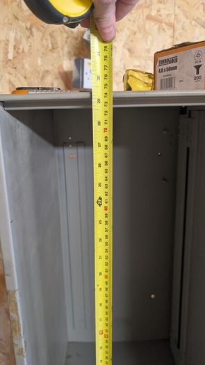 Heavy duty cabinet