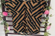 top Bnwt dark green &amp; mustard top onesize
