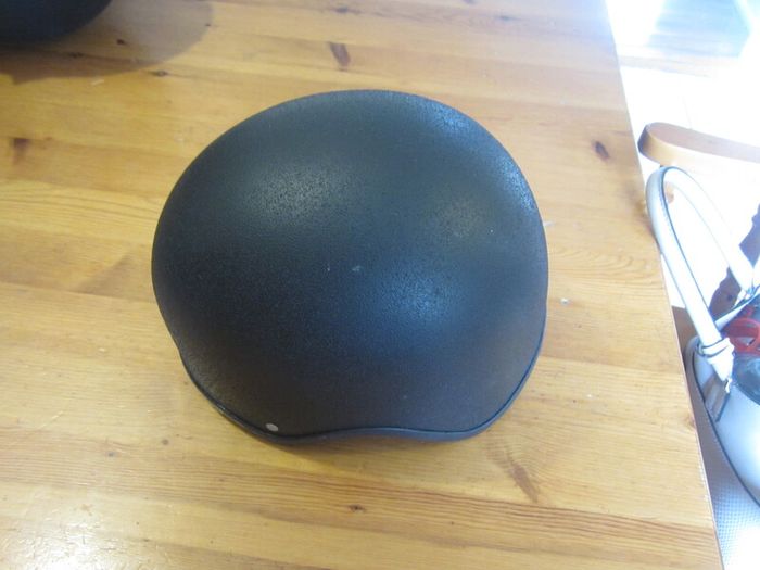 Riding helmet ....1 1/2     56 cm