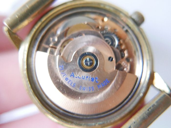 Vintage Accurist Automatic Gentleman's Wristwatch  (works well and keeps time)