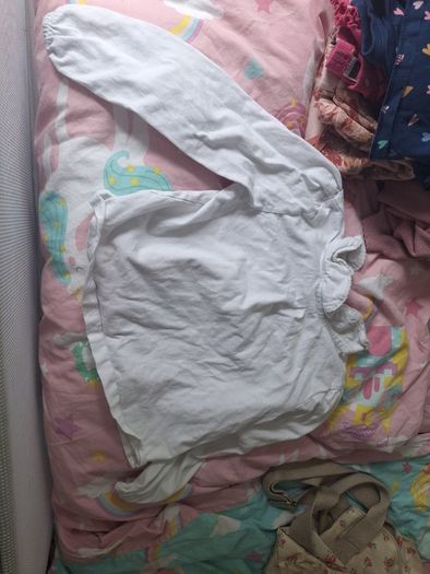 Girls clothes Age 5 bundle 20euro