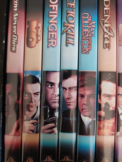 James Bond - 007 DVD Special Edition- Seven DVD box set