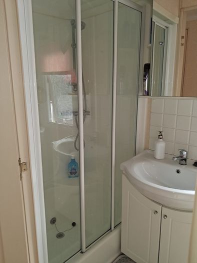 2 bed mobile home