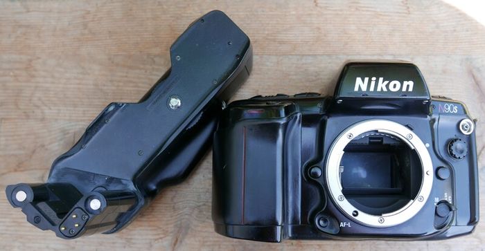 Nikon  N90s 35mm Film Camera Body  Tested