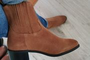 New Genuine suede ankle boots tan size 5/38