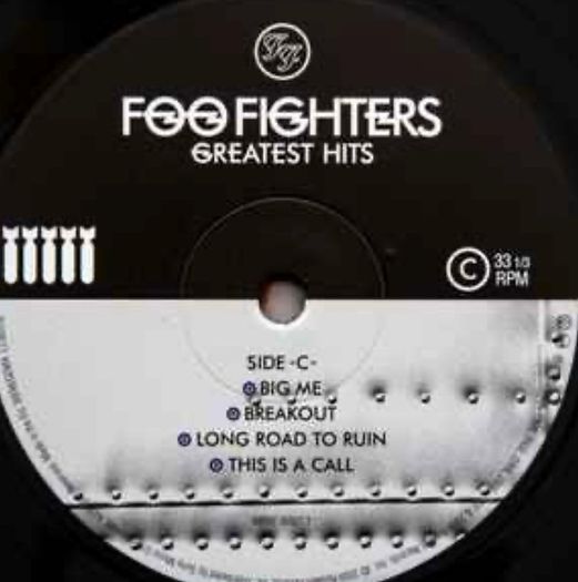 FOO FIGHTERS GreatestHits double gatefold double vinyl record in near mint condition