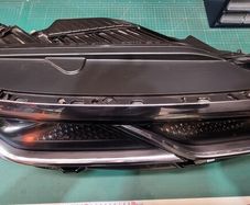 Vw Touareg 2019 Front Right Headlight