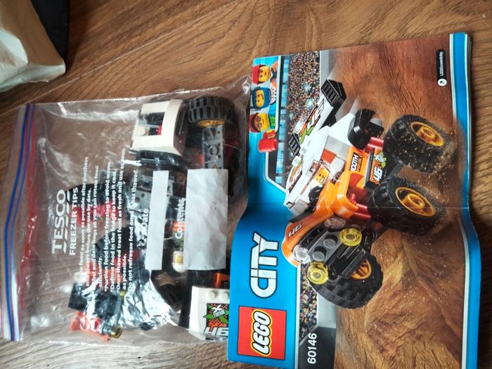 Lego 60213 & 60146