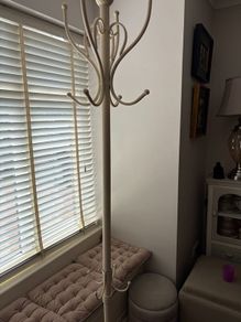 Cream metal coat hanging stand