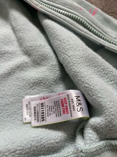 M&S girls hoodie 6/7years