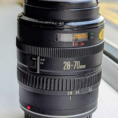 Canon EF 28-70mm f3.5-4.5 II