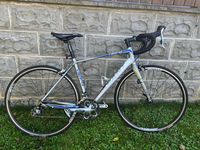 Giant 2 Aluxx Defy