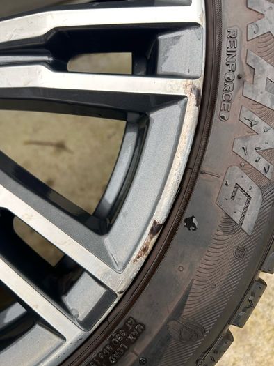 Genuine BMW 790M 18" Alloy Wheels