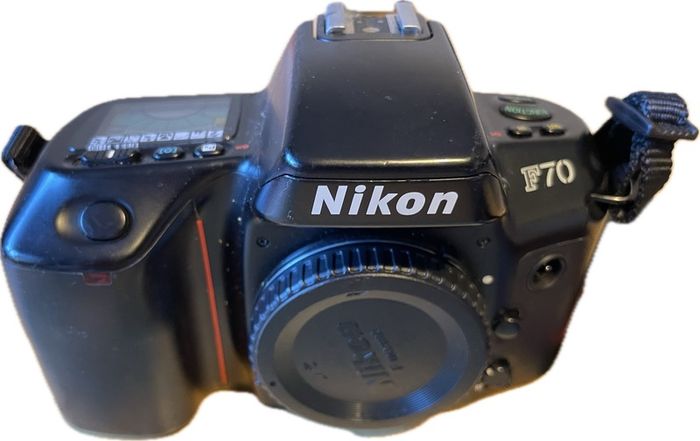 Nikon F70 with dateback and panororana option, vgc
