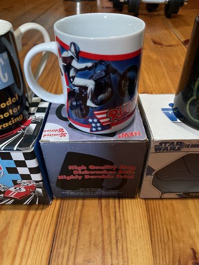 mugs
