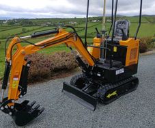 New 1.5 Mini Diggers