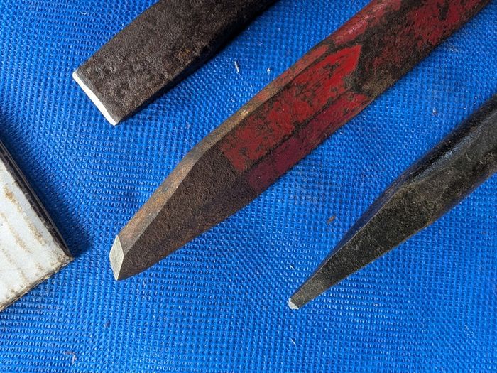 4 Masons Chisels