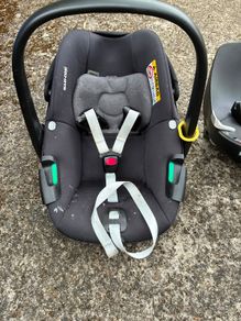 Maxi-Cosi Pebble 360 Car Seat and isofix