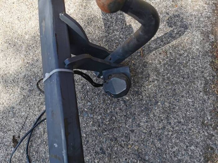 Toyota avensis towbar