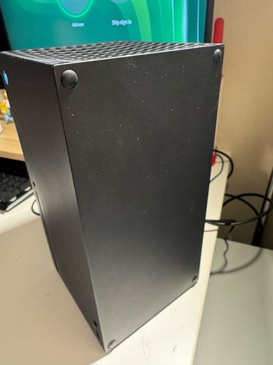 Xbox series x 1tb with controller
