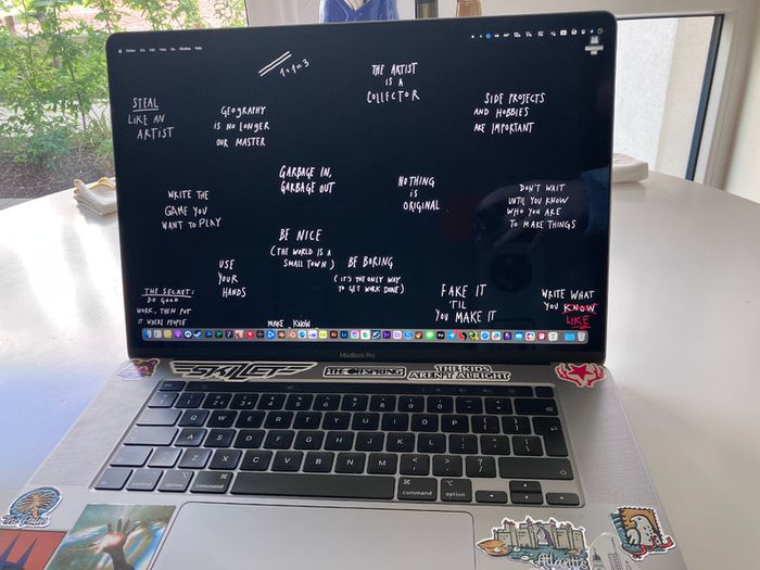 Apple MacBook Pro 16 Inch 2019 Touch Bar i7 512GB 16GB Ram 733 Cycles