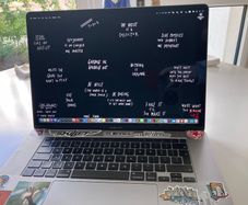 Apple MacBook Pro 16 Inch 2019 Touch Bar i7 512GB 16GB Ram 733 Cycles