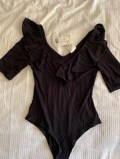 H &M bodysuit new with tag