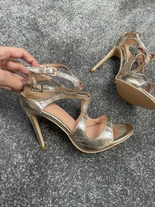 Jimmy Choo Lance Style Stunning Gold Strappy Sandals Size 5!