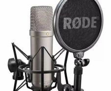 Rode NT1-A Studio Microphone + Rode Desk Arm