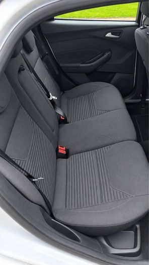 Ford Focus Titanium 1.5 TDCi 95PS 6-Speed 4DR