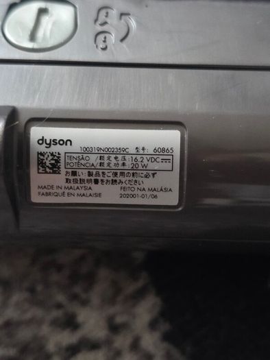 Dyson v6 Motorhead