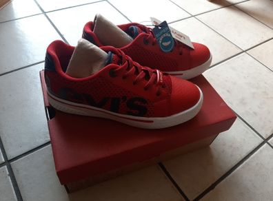 Boys levis trainers