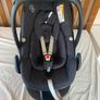 Maxi cosi car seat with newborn insert and rain cover Image 2