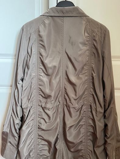 Dutch Brand Yaya Coat Jacket Ladies. Medium. Sage Green / Khaki. Satin Finish.  Detachable hood. Excellent. Proceeds To Medecins Sans Frontieres.