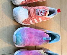 Kids sneakers