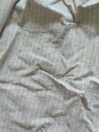 Cot/toddler 140x70cm 3x duvets, 6x covers, 2x sheets, mattress, 3x Pillow and 6x cases