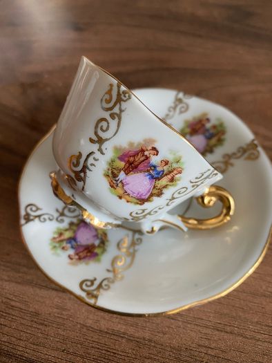 Vintage porcelain Tea cup and Saucers