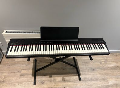 Roland Go Piano 88 Key with Stand