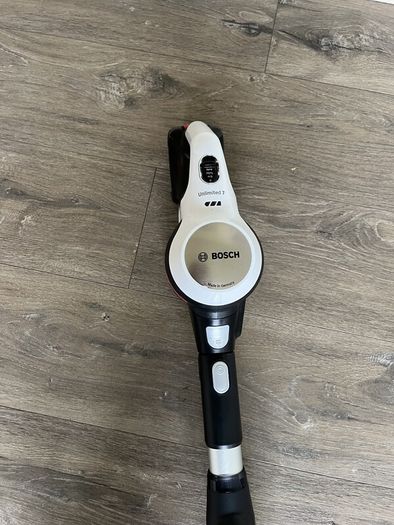 Rechargeable Vacuum