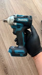 Makita DTW300Z 18V Brushless Impact Wrench + Battery & Charger
