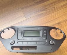 Hyundai i10 2017 Original OEM Radio/Head Unit-Almost New Condition