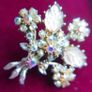 Vintage  1950s Hollycraft Aurora Borealis Rhinestone Floral Spray Brooch Image 6